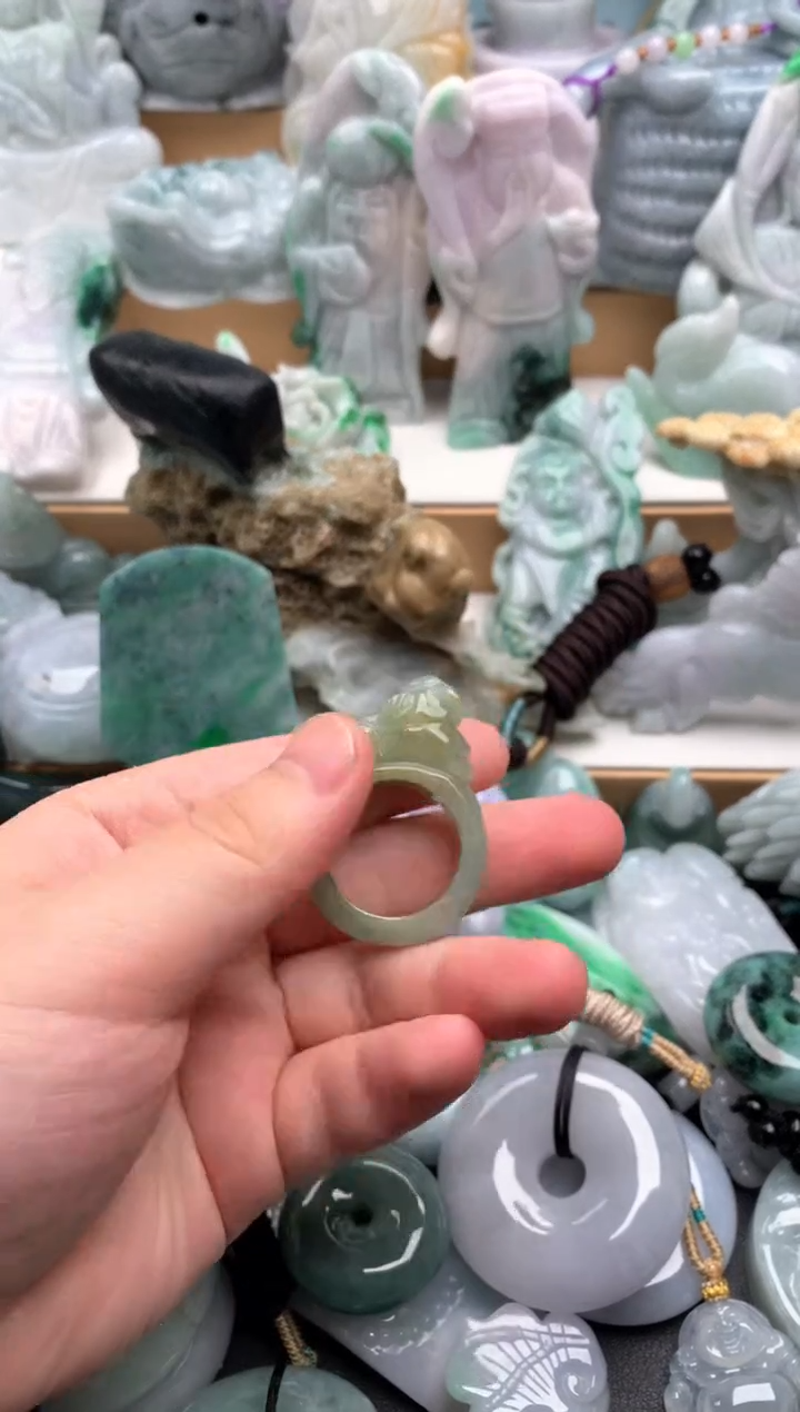 吊坠(不含链)未镶嵌翡翠1