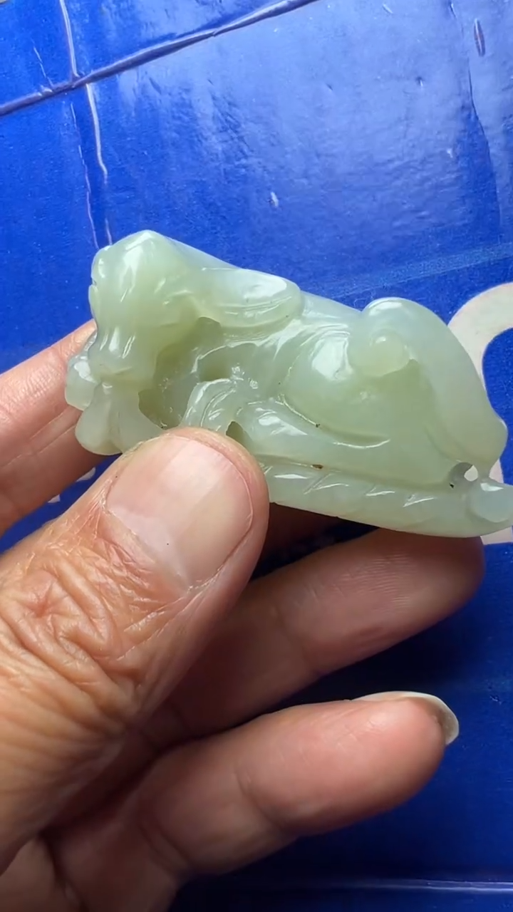 未镶嵌和田玉挂件大**亮和田玉