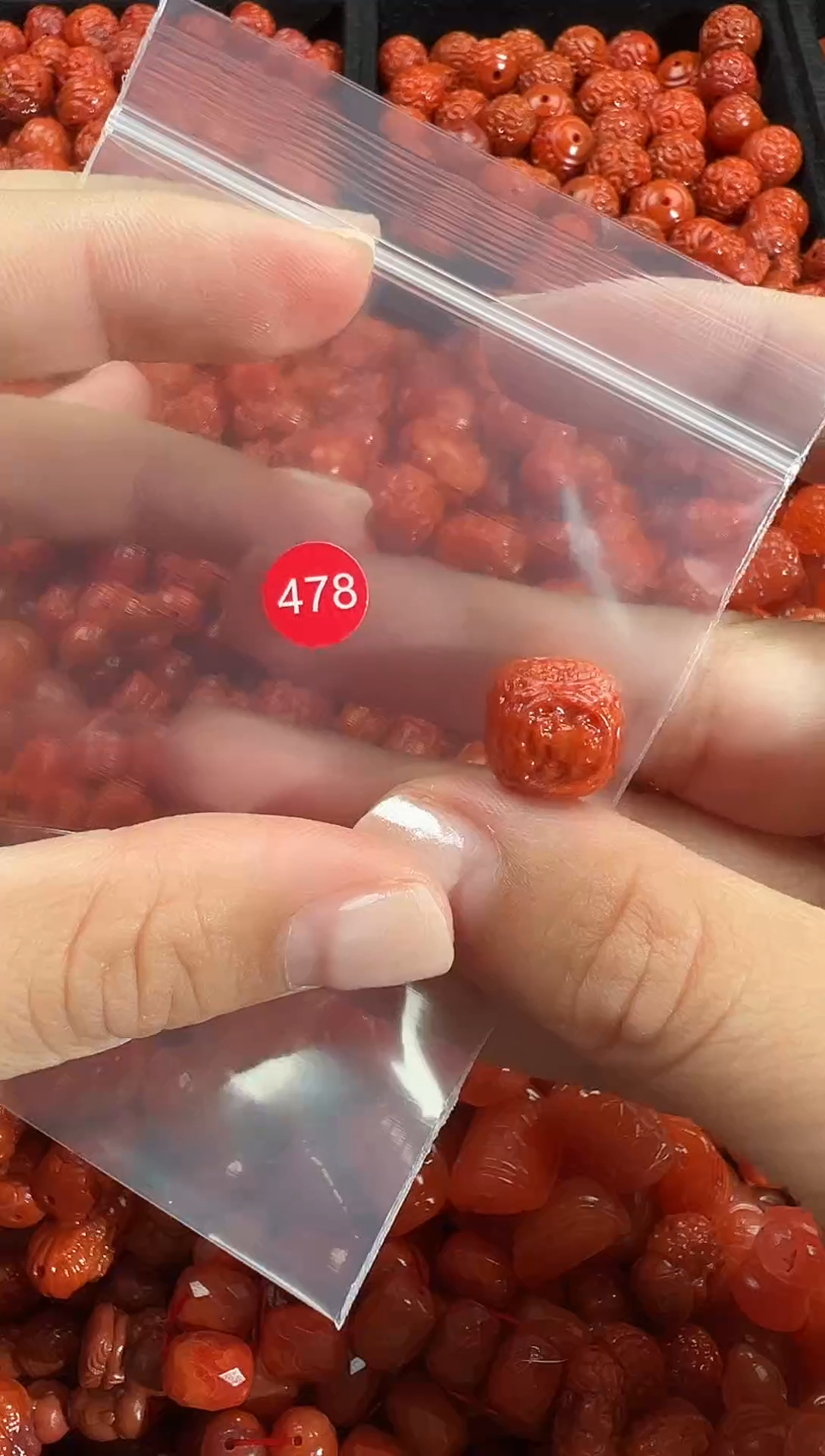 颈饰未镶嵌南红玛瑙1