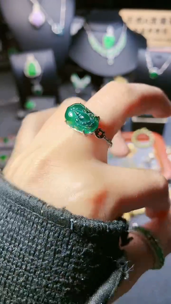 【闪购商品】翡翠戒指银S925镶嵌戒指