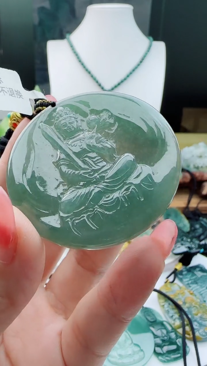 【闪购商品】翡翠颈饰未镶嵌11111111