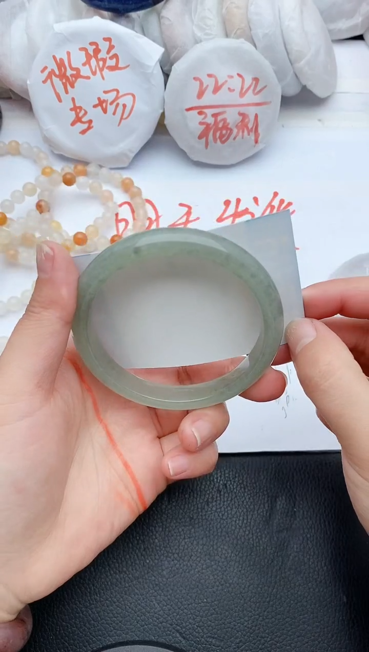 【闪购商品】石英质玉手镯未镶嵌D139+62/63