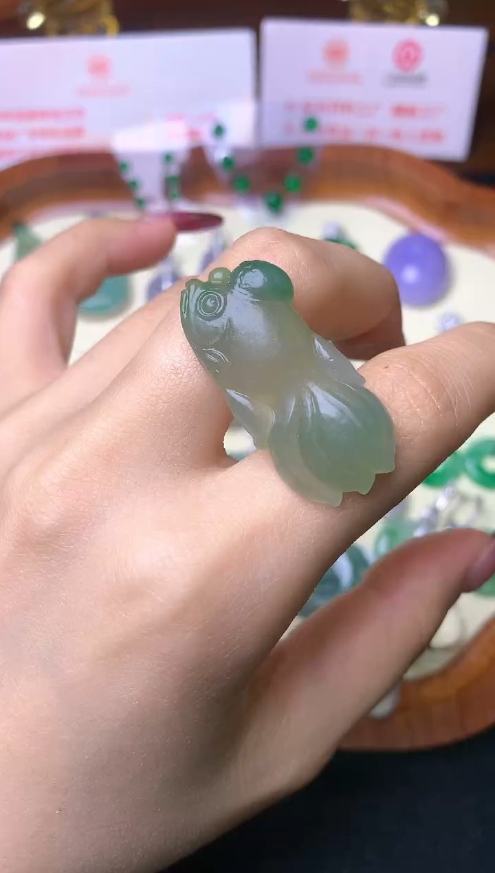 【闪购商品】定制翡翠未镶嵌毛货