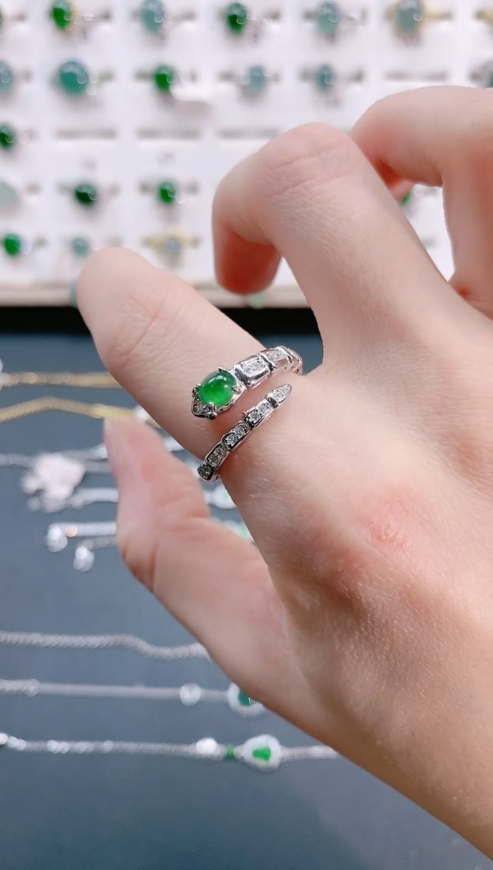 【闪购商品】翡翠戒指银S925镶嵌天然翡翠