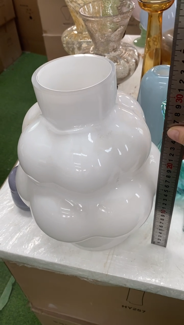 122 手工花瓶会有人工痕迹