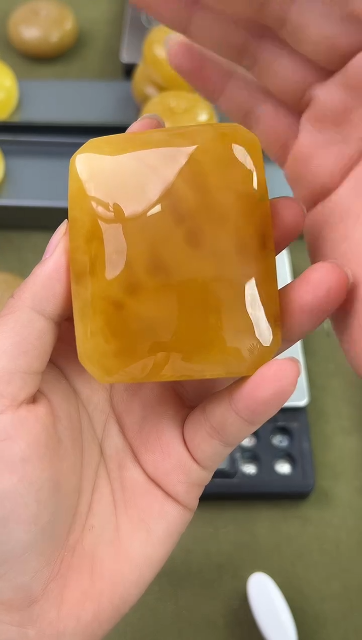 裸石琥珀未镶嵌琥珀蜜蜡吊坠