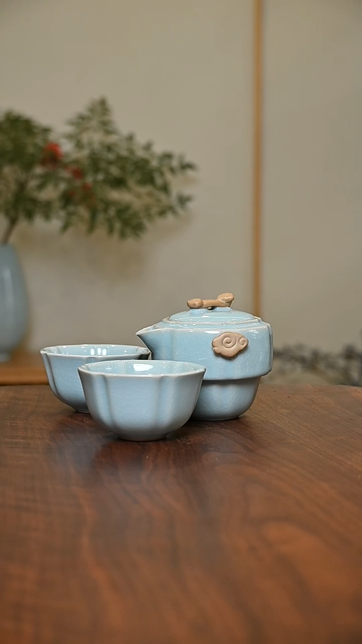 祥云快客一壶二杯 天青 微瑕 朱家汝窑款