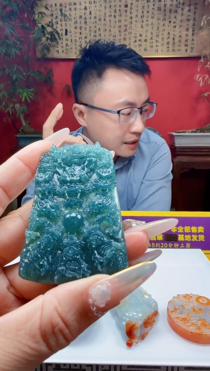 未镶嵌定制翡翠Q68745翡翠多样性发一