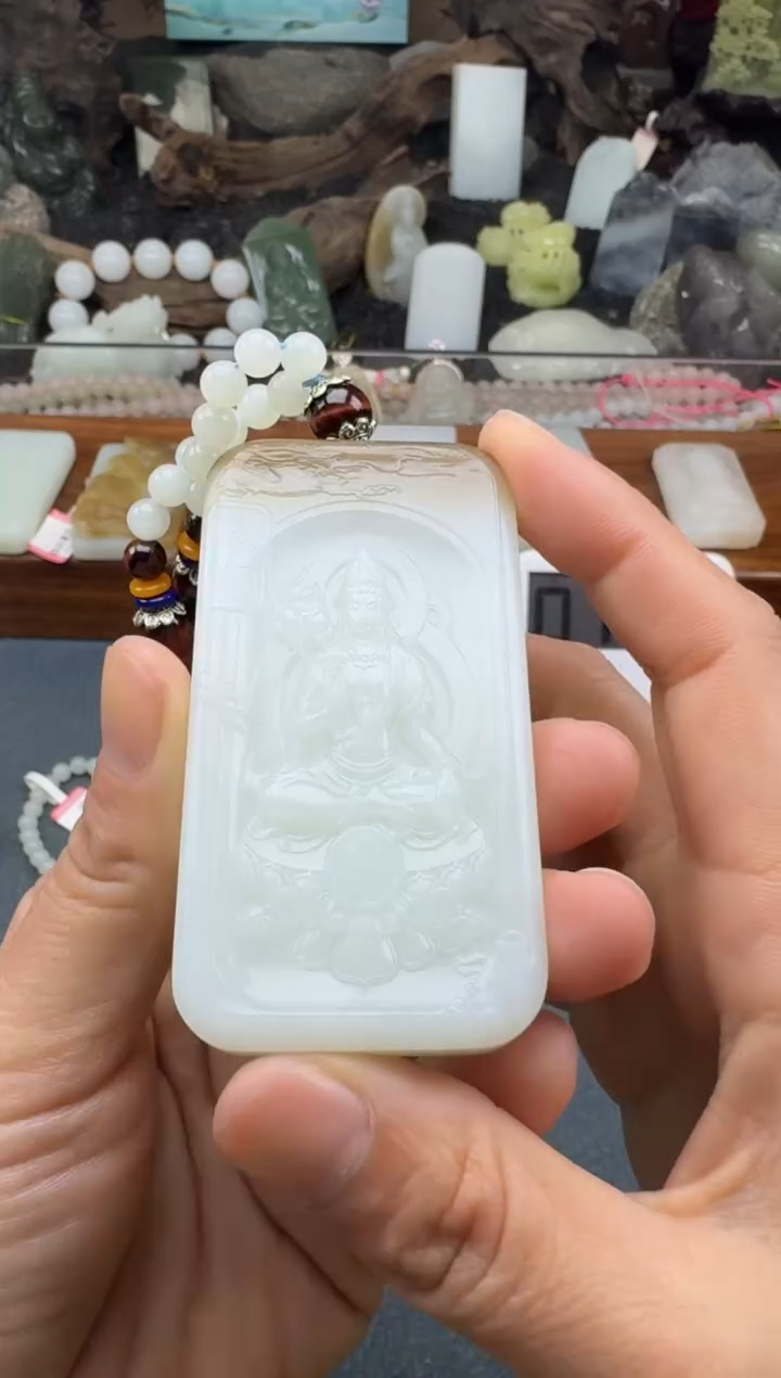 【闪购商品】和田玉未镶嵌颈饰多多