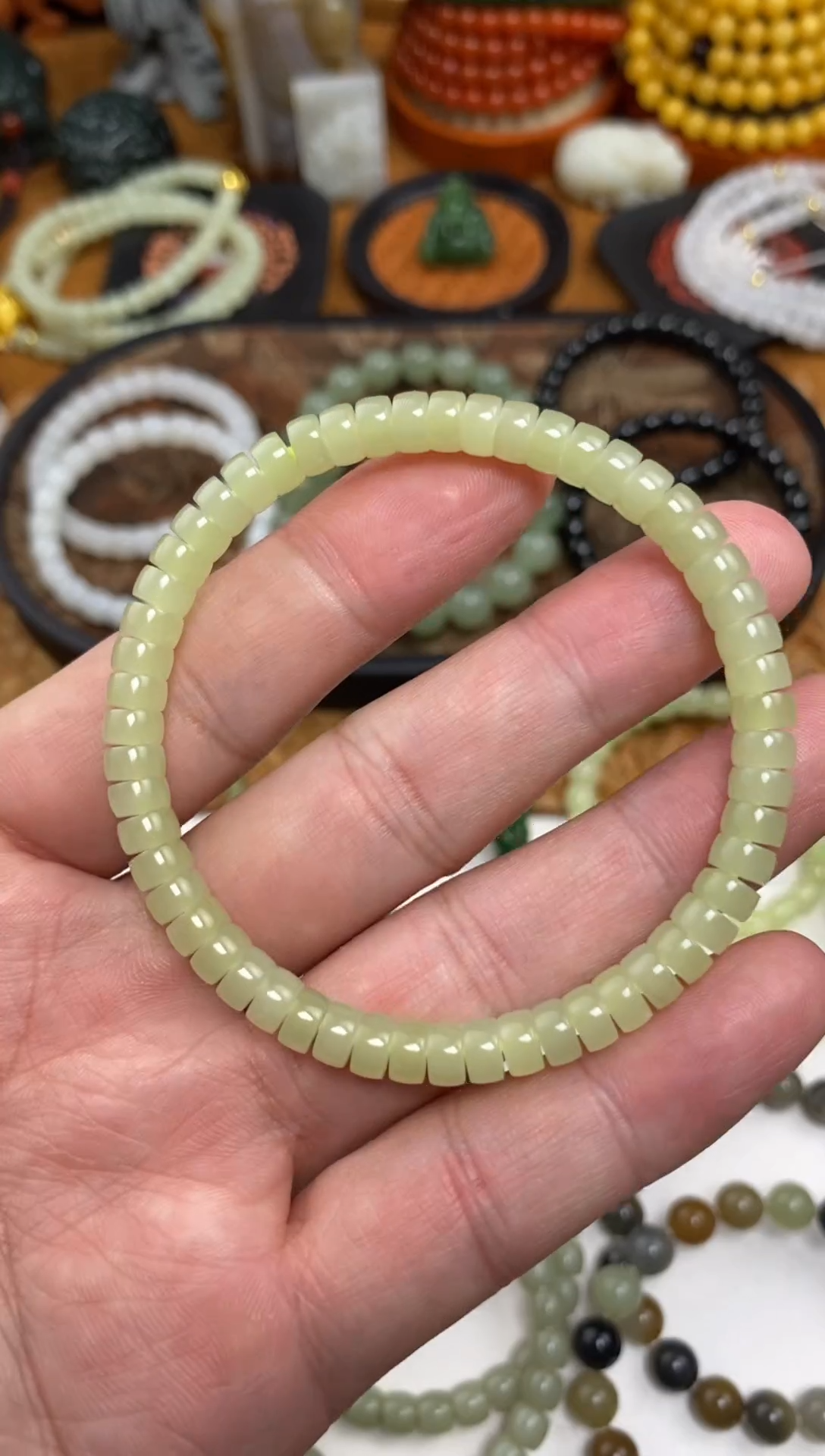 颈饰未镶嵌和田玉手串