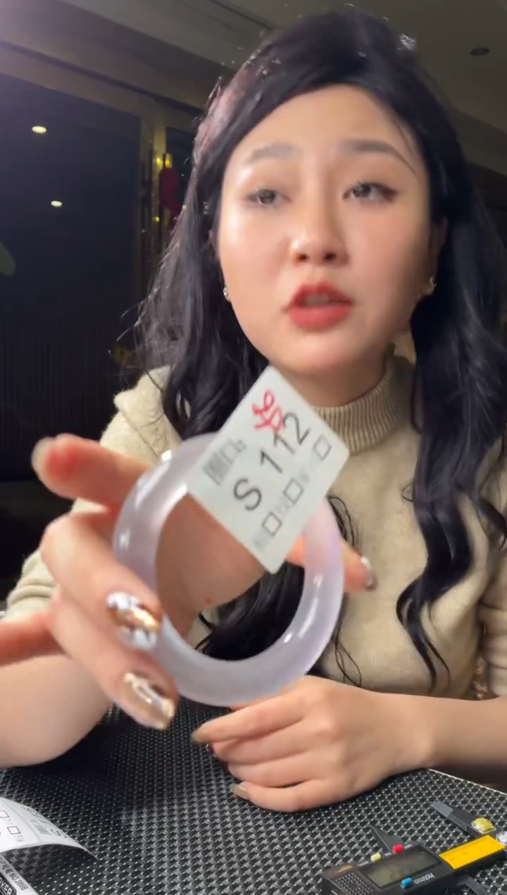 曼***子闪购玉石链接一物一拍S112