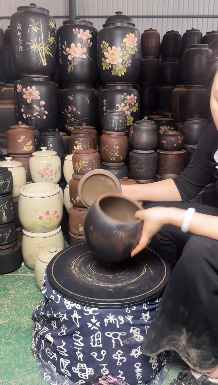 【闪购商品】壶瑕疵小茶缸 高35cm 荷花 499