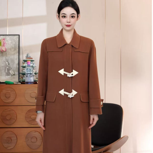 %山羊绒长款牛角扣正肩膀款秋冬羊毛大衣82081