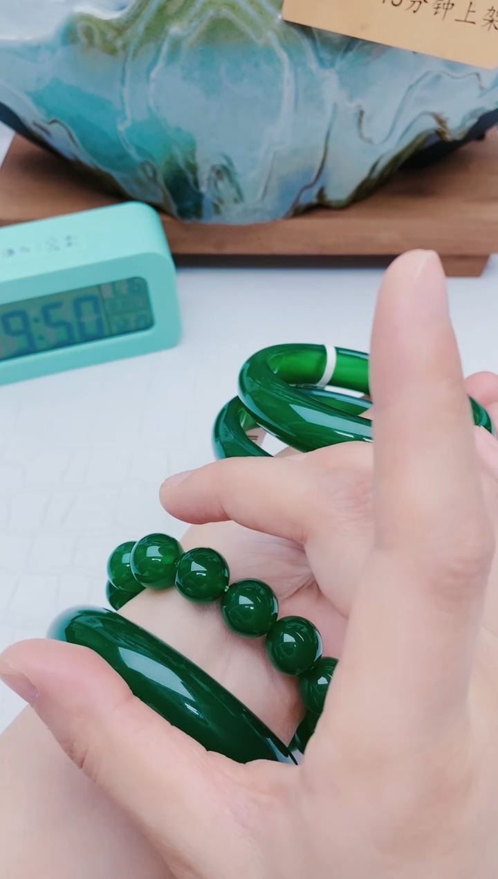 【闪购商品】玛瑙/玉髓手镯未镶嵌玛瑙手镯