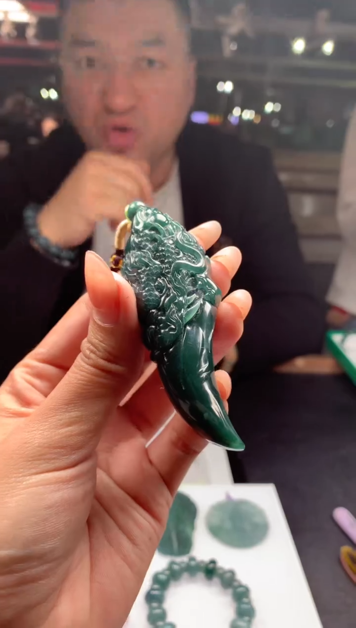 未镶嵌定制翡翠天然A货翡翠拍一发一