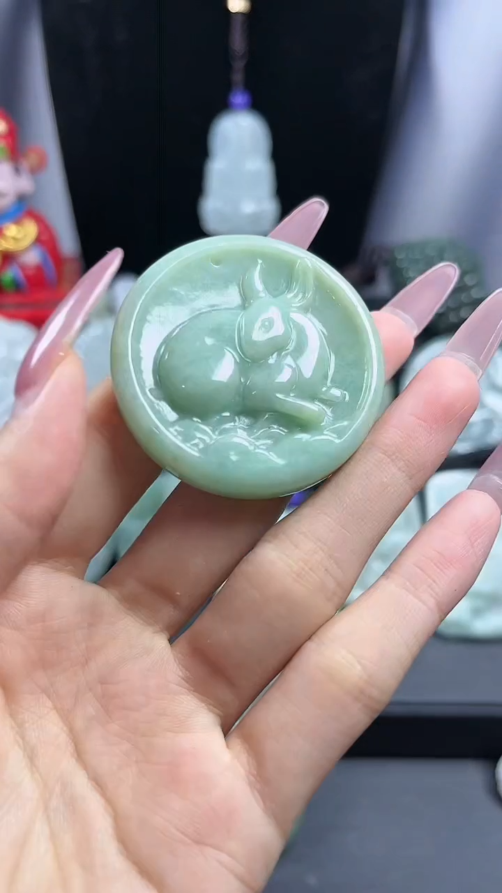 【闪购商品】翡翠颈饰未镶嵌兔子生肖牌