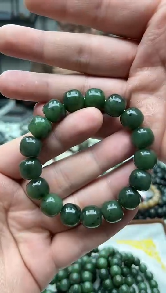 未镶嵌手串和田玉纯天然俄料碧玉13