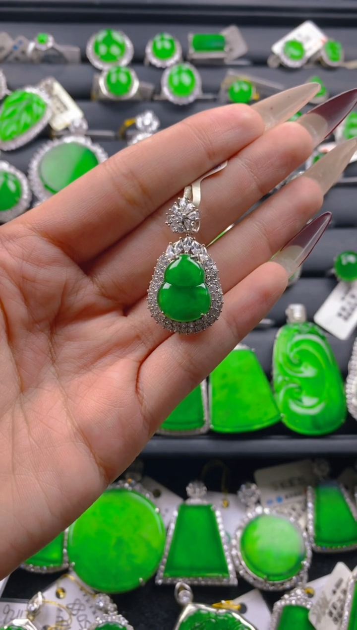 【闪购商品】翡翠颈饰银S925镶嵌11111111