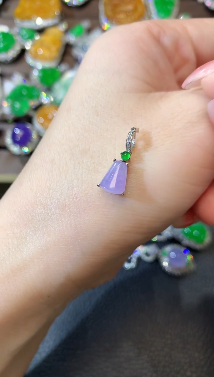 【闪购商品】翡翠吊坠(不含链)18K金镶嵌D6 紫货有一定色差