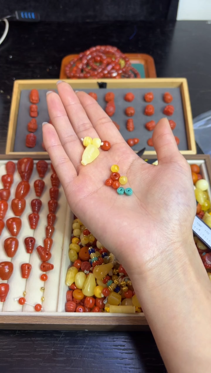 裸石蜜蜡未镶嵌多样性发货