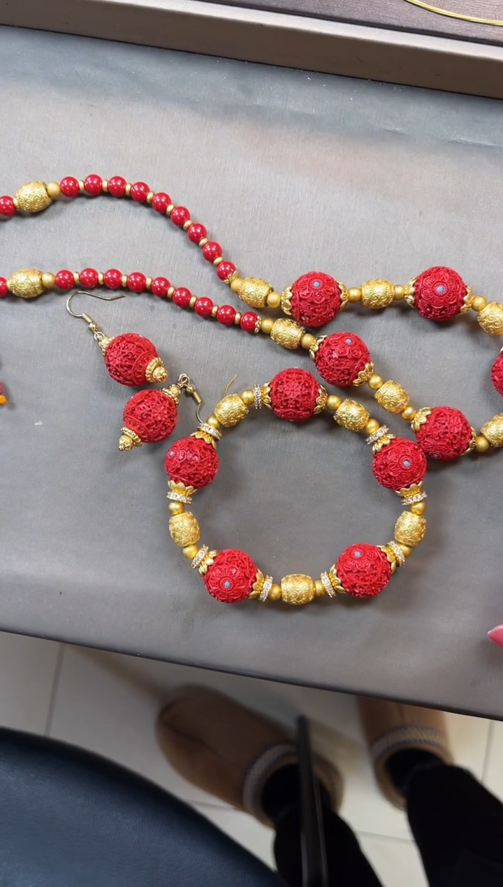【闪购商品】红红满雕工设计师款项链+手串+耳钩