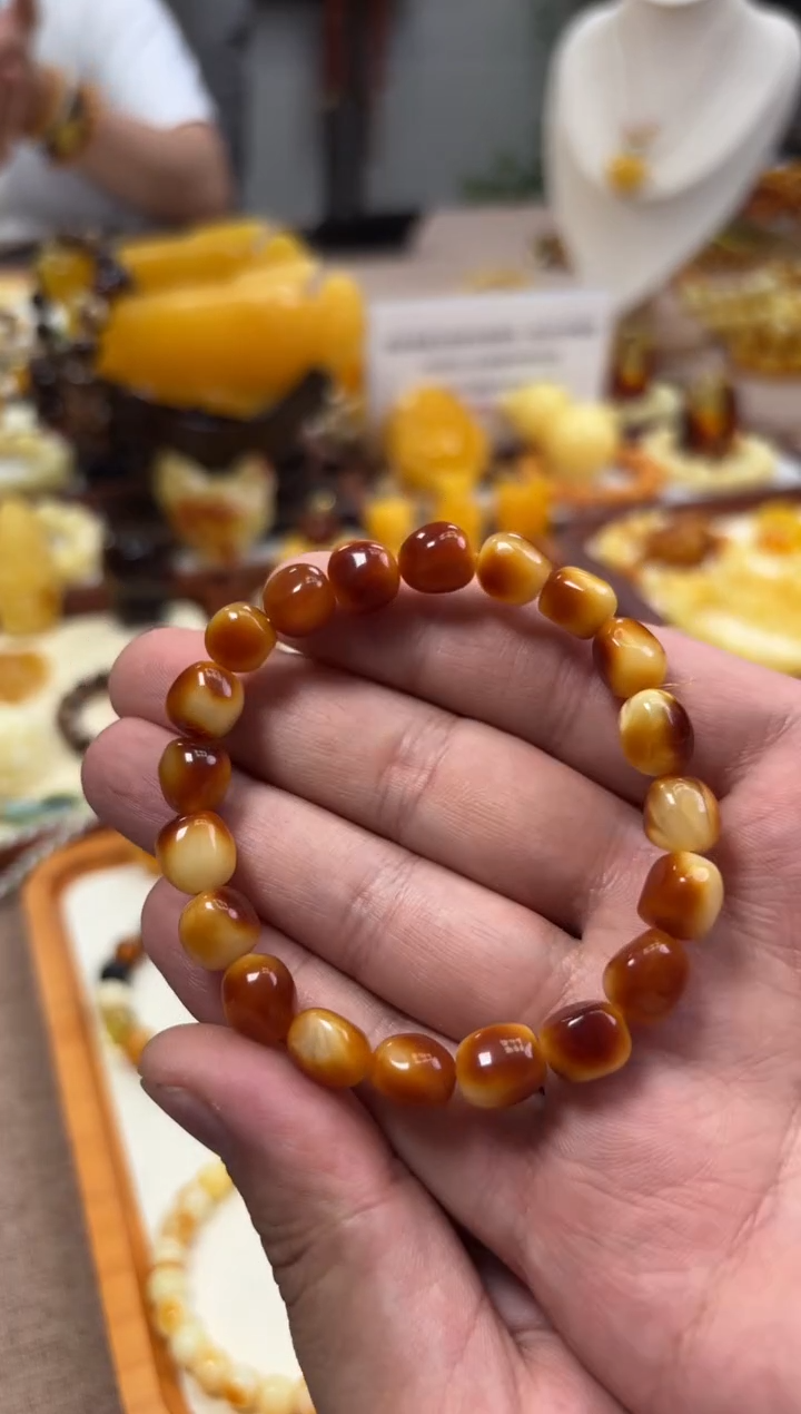 【闪购商品】蜜蜡裸石未镶嵌手串8.7g