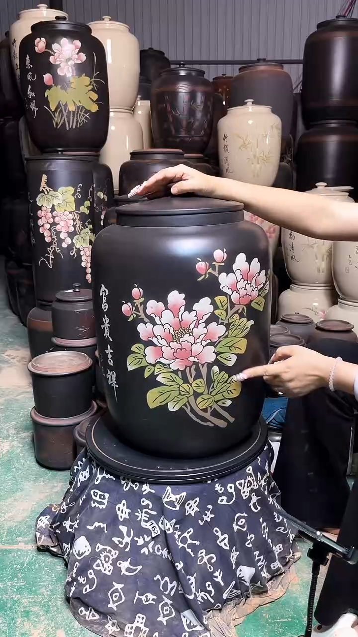 罐完品茶缸高51cm 彩填  720