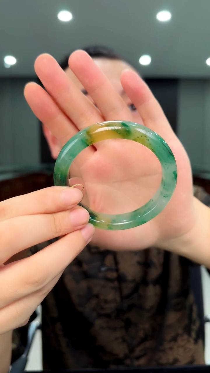 石英质玉手镯未镶嵌手镯60.3