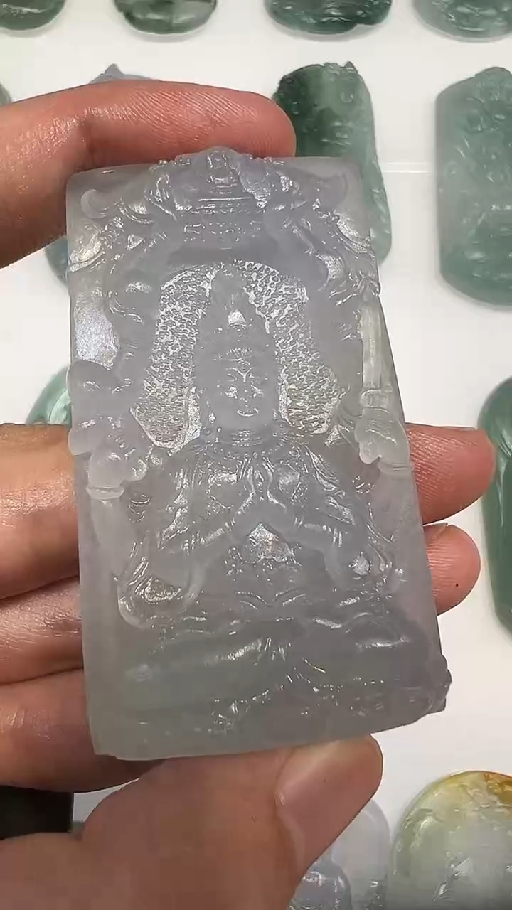 定制翡翠未镶嵌千手