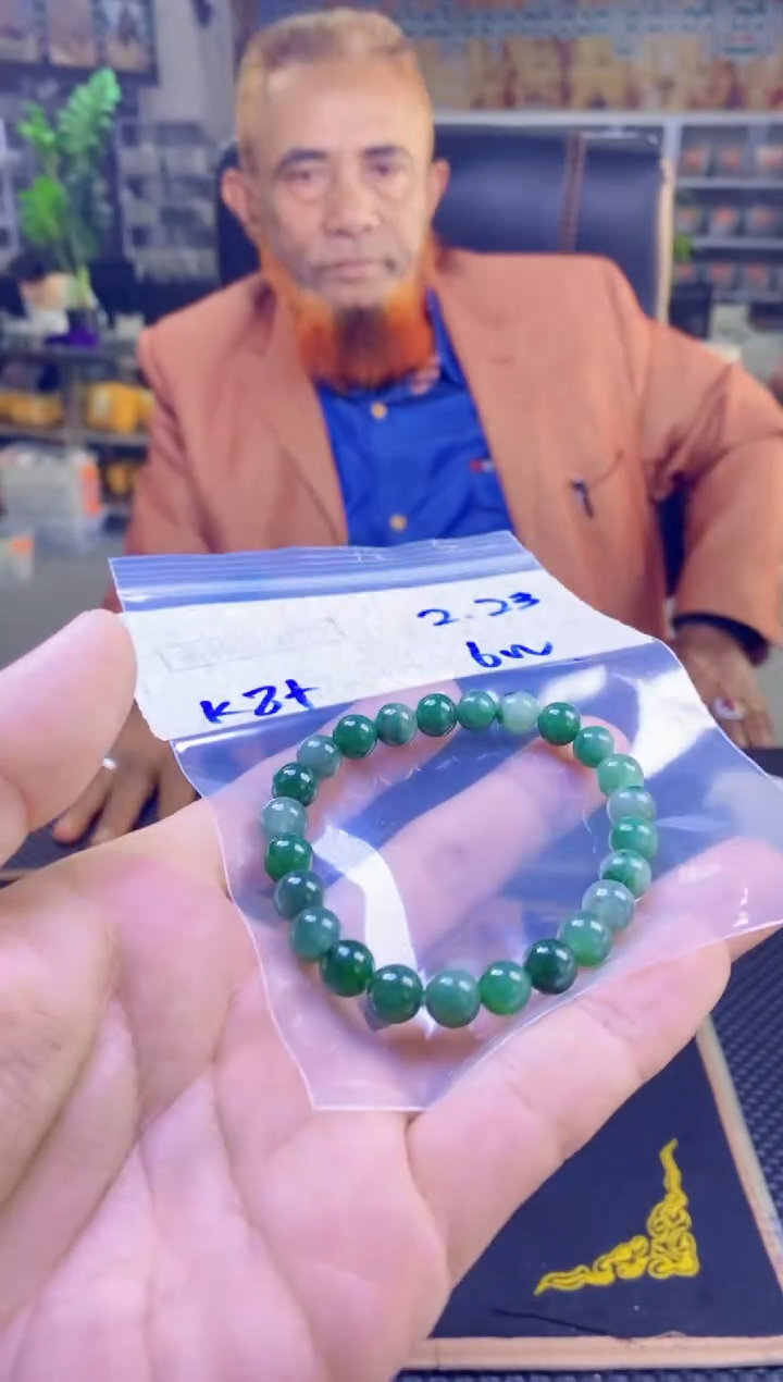 【闪购商品】定制翡翠未镶嵌纯天然缅料翡翠 多样性发货只发其一