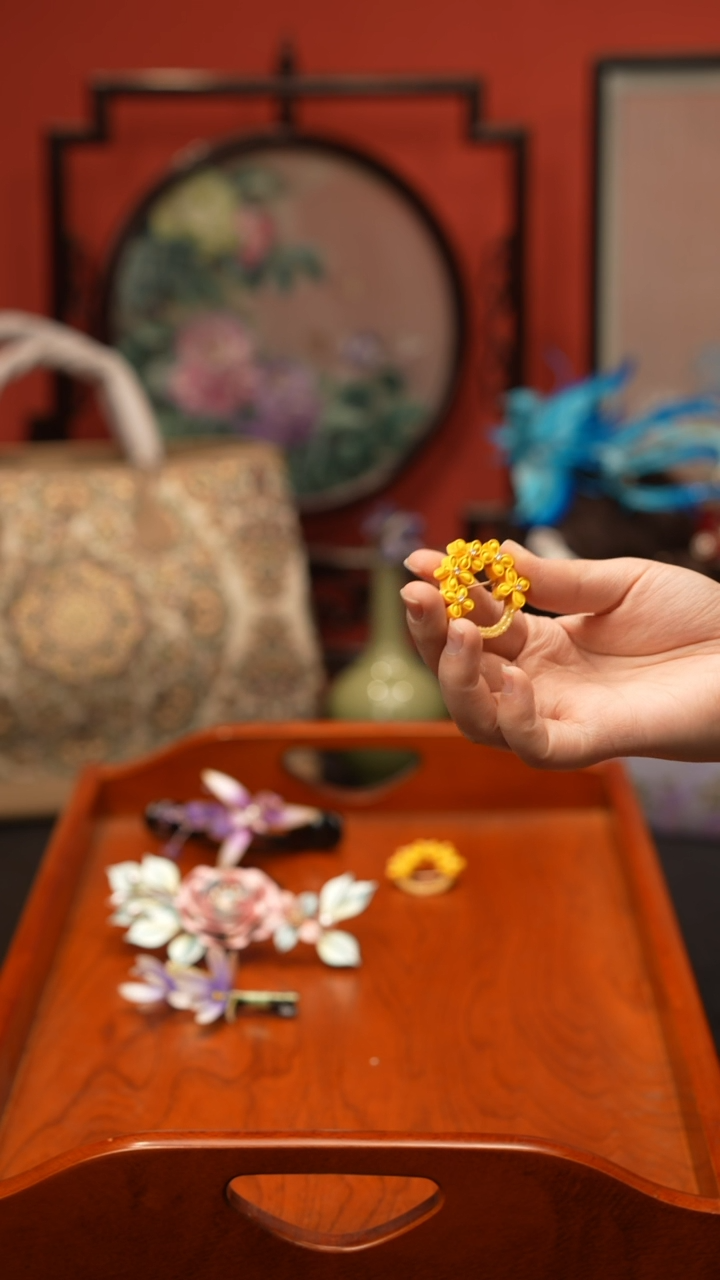 刺绣五**道非遗手工绒花饰品