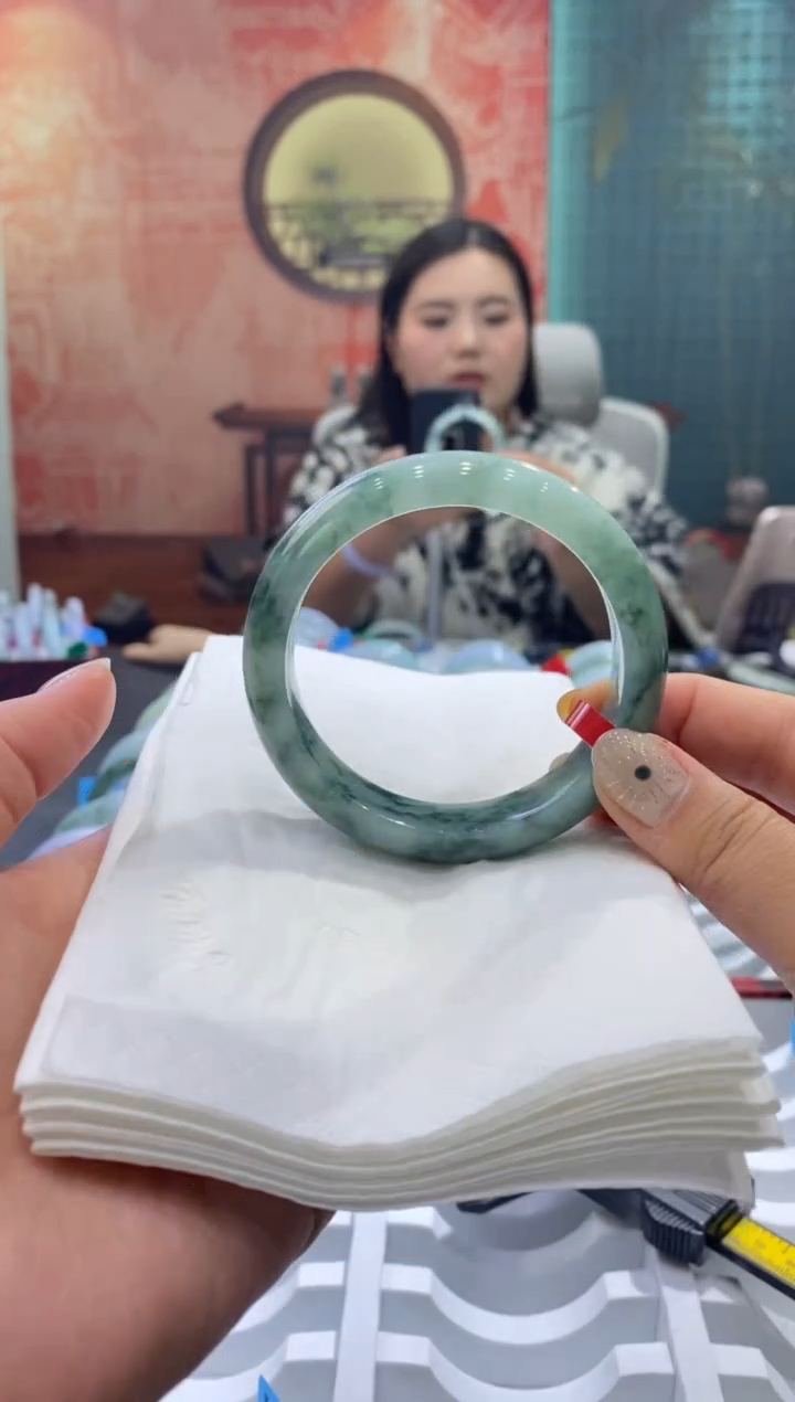 未镶嵌手镯翡翠多人00010923