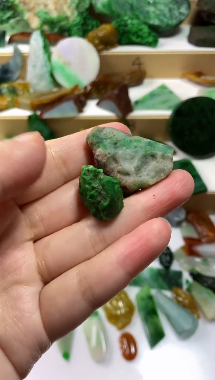 颈饰未镶嵌翡翠明*200天然翡翠