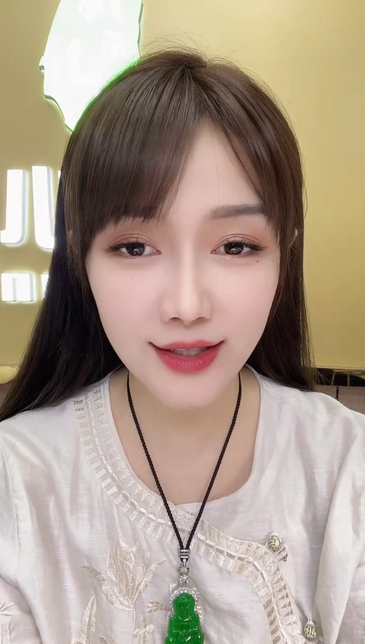 颈饰未镶嵌翡翠x****0 牛佬大贵州黄牛肉火锅