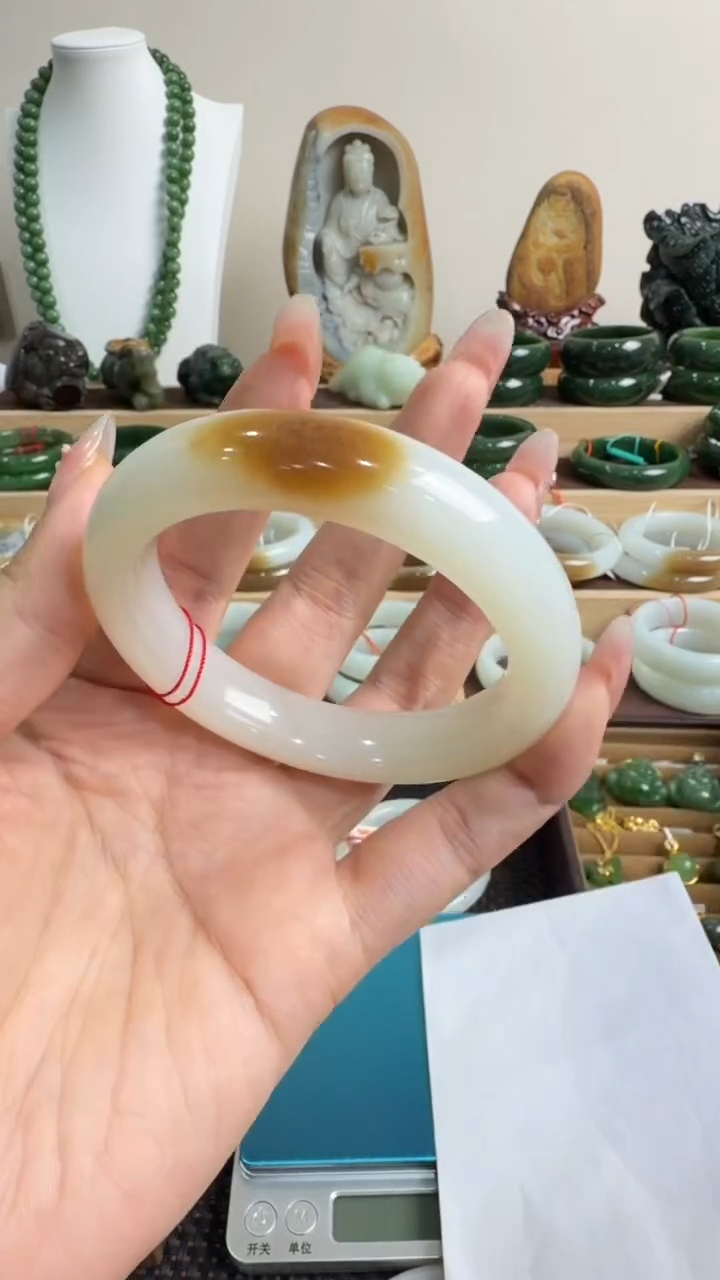 颈饰未镶嵌和田玉手镯54