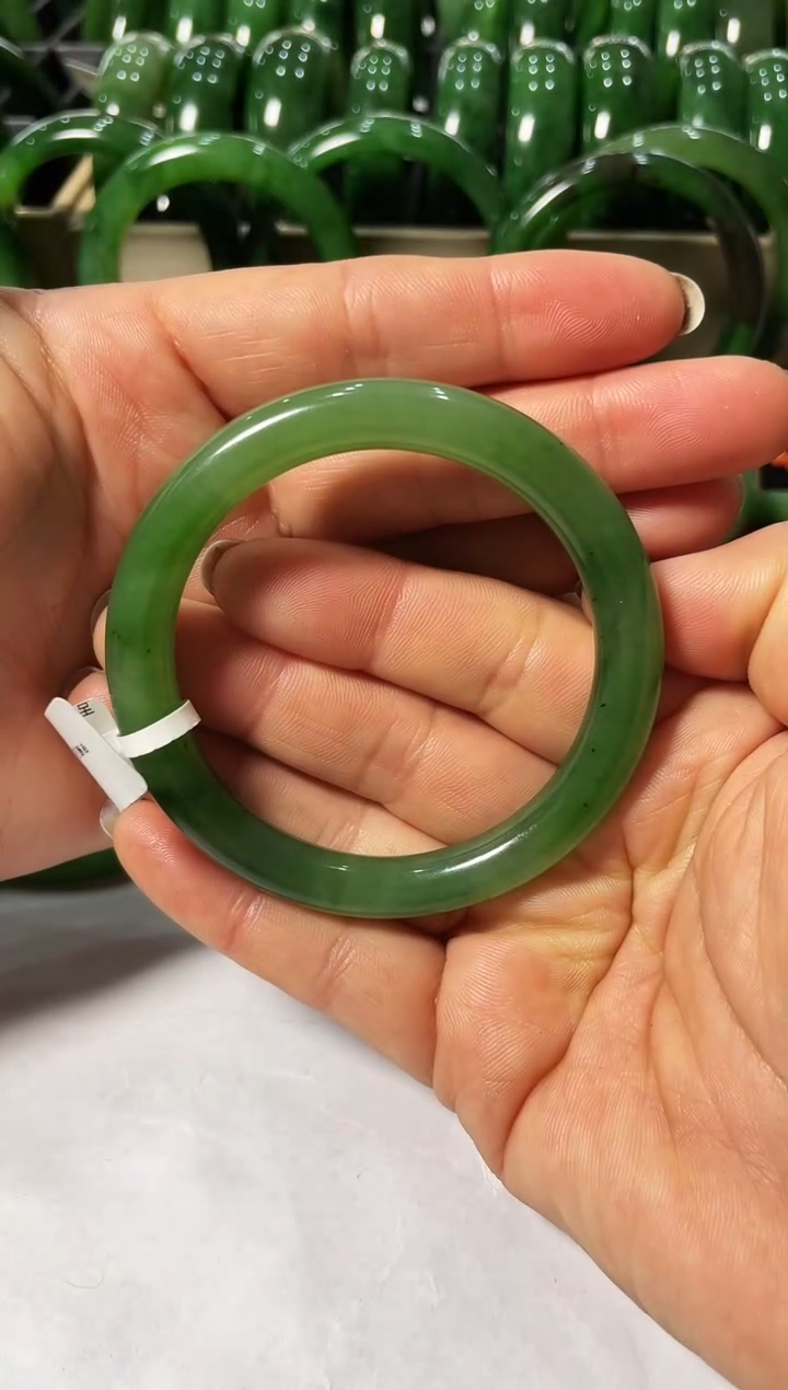 【闪购商品】和田玉（碧玉）手镯未镶嵌碧玉手镯