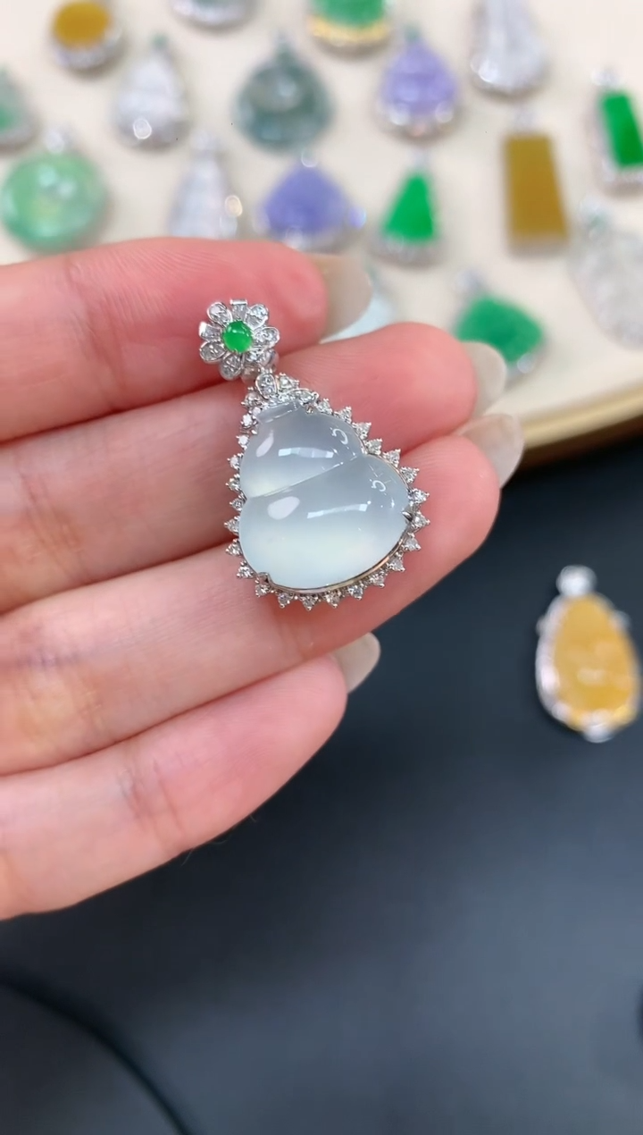 【闪购商品】翡翠吊坠(不含链)18K金镶嵌A791|11800