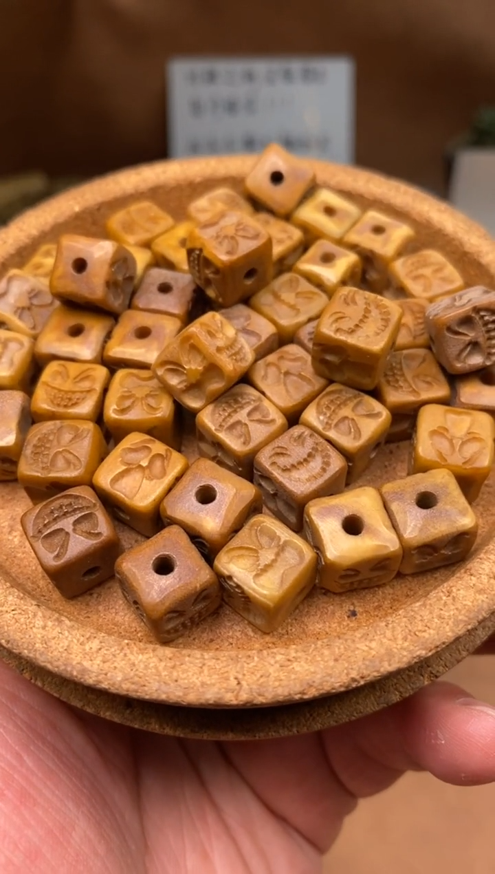 【闪购商品】鹿骨其他P421-鹿角喜怒哀乐