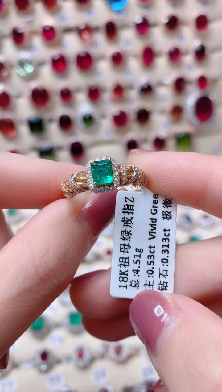 【闪购商品】祖母绿18K金戒指18K金镶嵌1