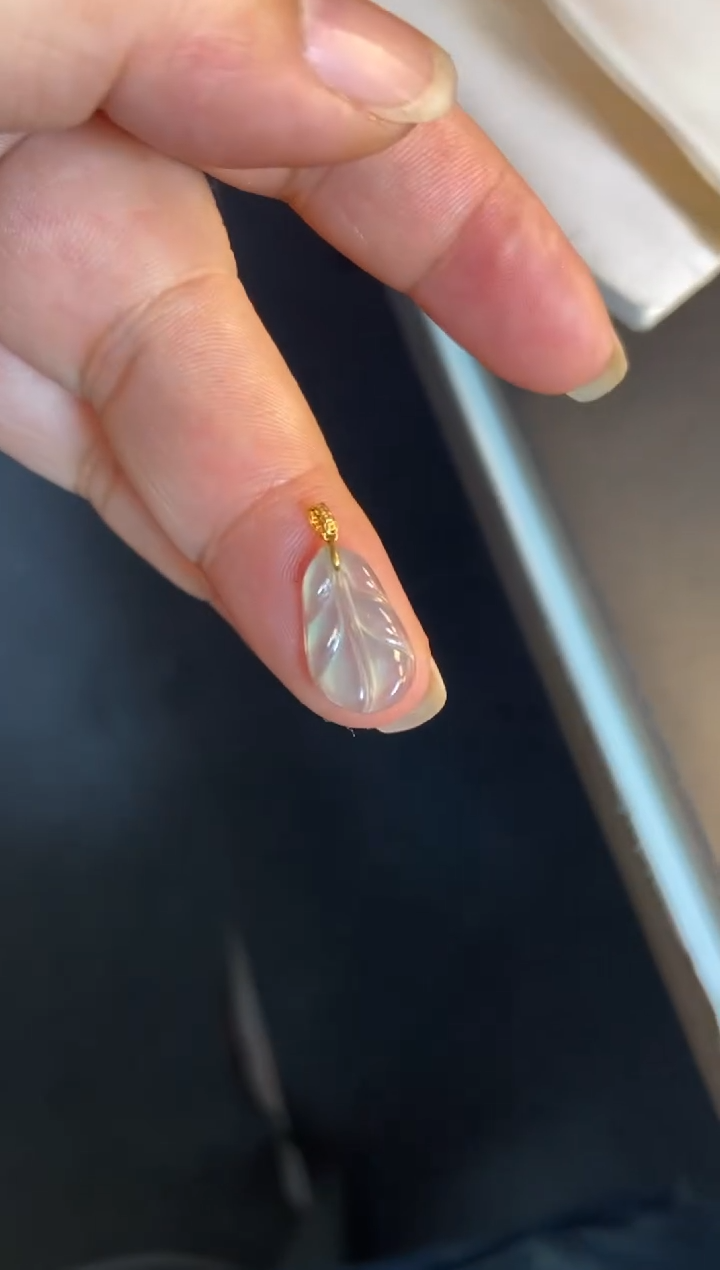 吊坠(不含链)18K金镶嵌翡翠1