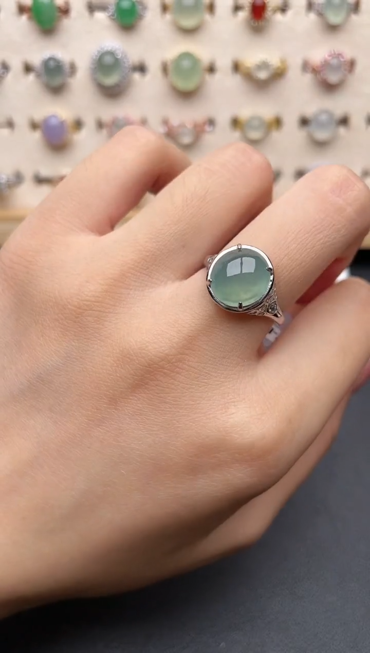 【闪购商品】翡翠戒指银S925镶嵌一物一证一礼盒