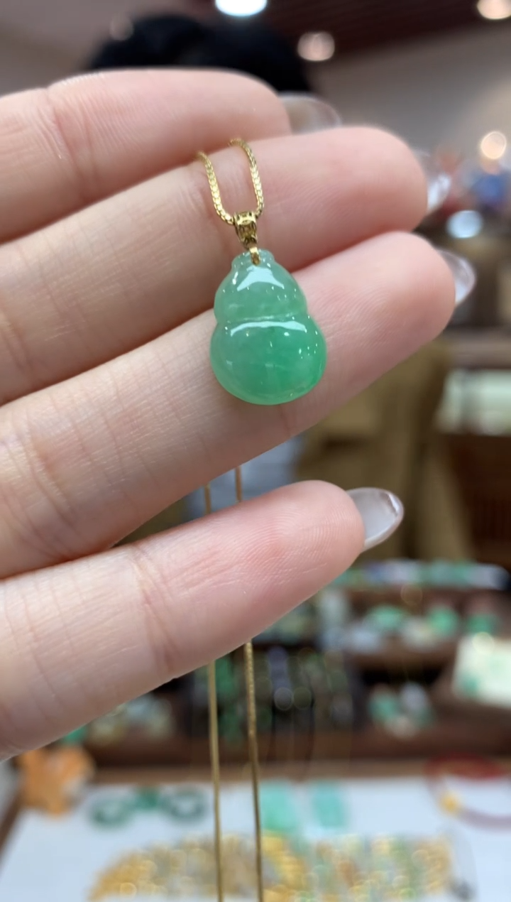 【闪购商品】翡翠18K金镶嵌吊坠(不含链)葫芦