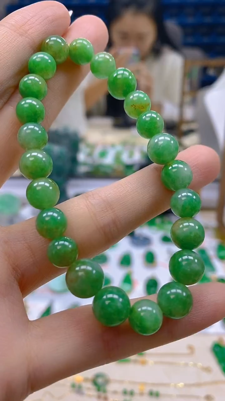 颈饰未镶嵌翡翠新号开播 全场乱卖