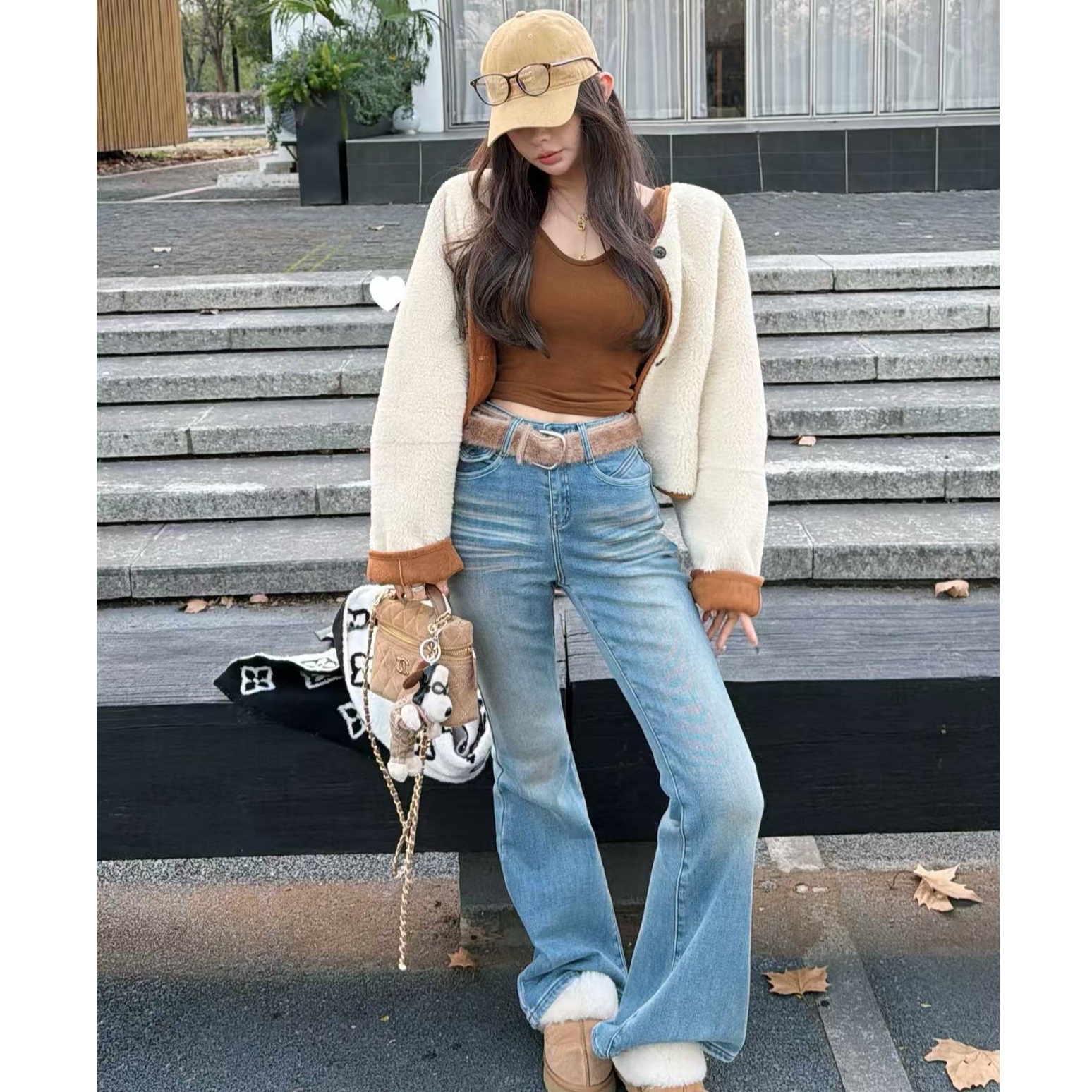 【YKL】漫渡清欢 咖色V领上衣毛毛腰带牛仔喇叭裤咖毛毛两面穿外套