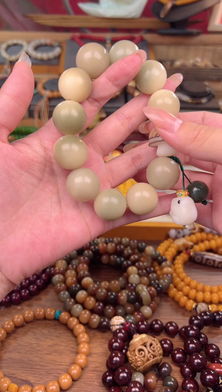 【闪购商品】菩提根/象牙果手串青提蘑菇单圈