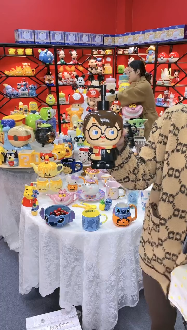 【闪购商品】1@@立体陶瓷分装按压瓶