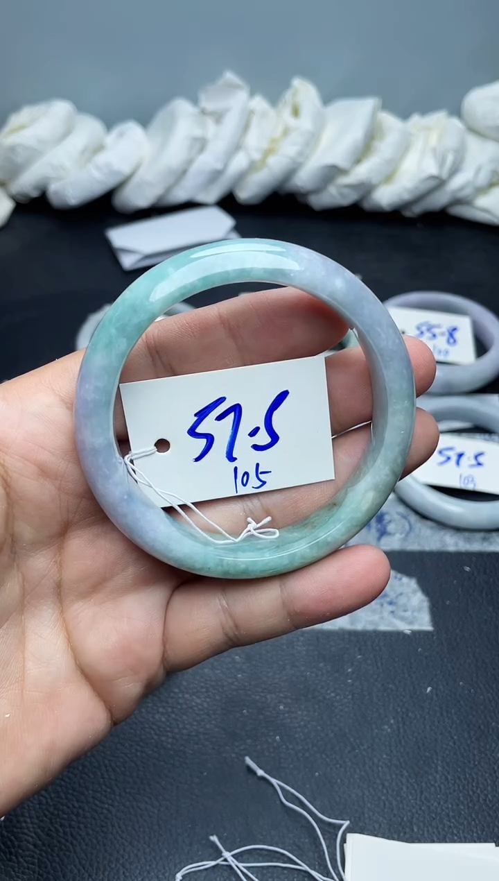 未镶嵌手镯翡翠105