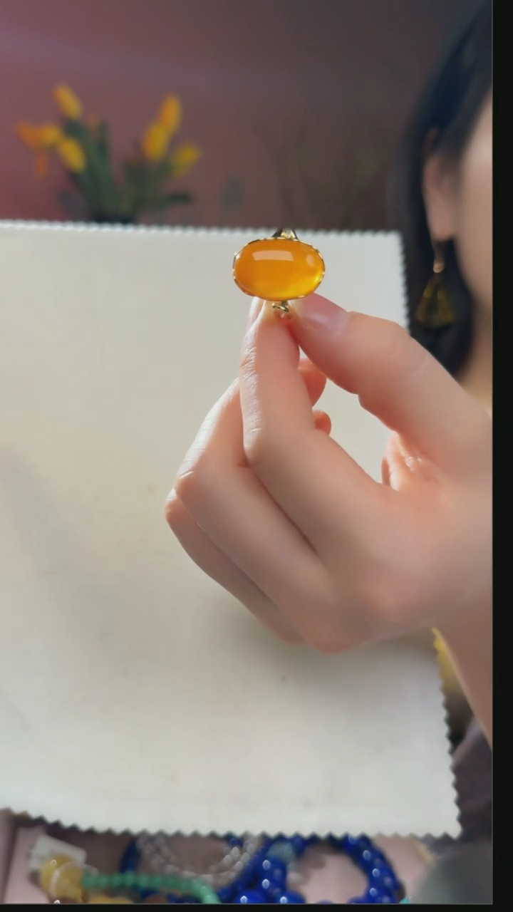 【闪购商品】蜜蜡戒指银S925镶嵌天然蜜蜡戒指