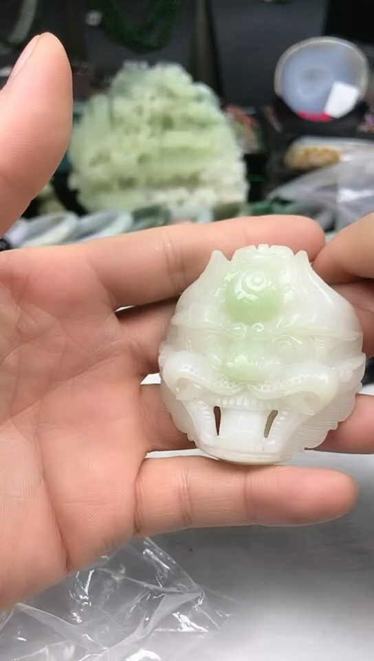 【闪购商品】和田玉吊坠(赠链)未镶嵌皮带扣【貔貅】