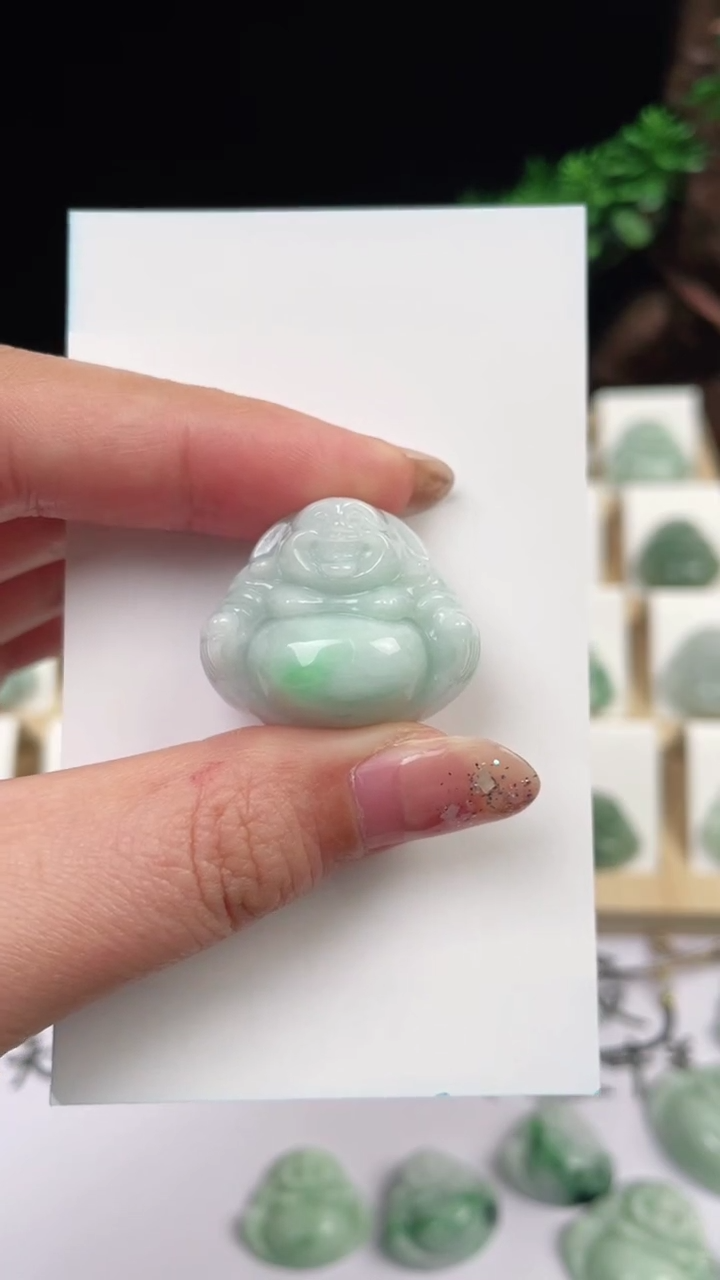 【闪购商品】翡翠颈饰未镶嵌佛公